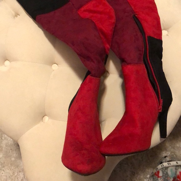 Rialto Boots Size: 8, Heel Height: 3 1/2 - Picture 2 of 4